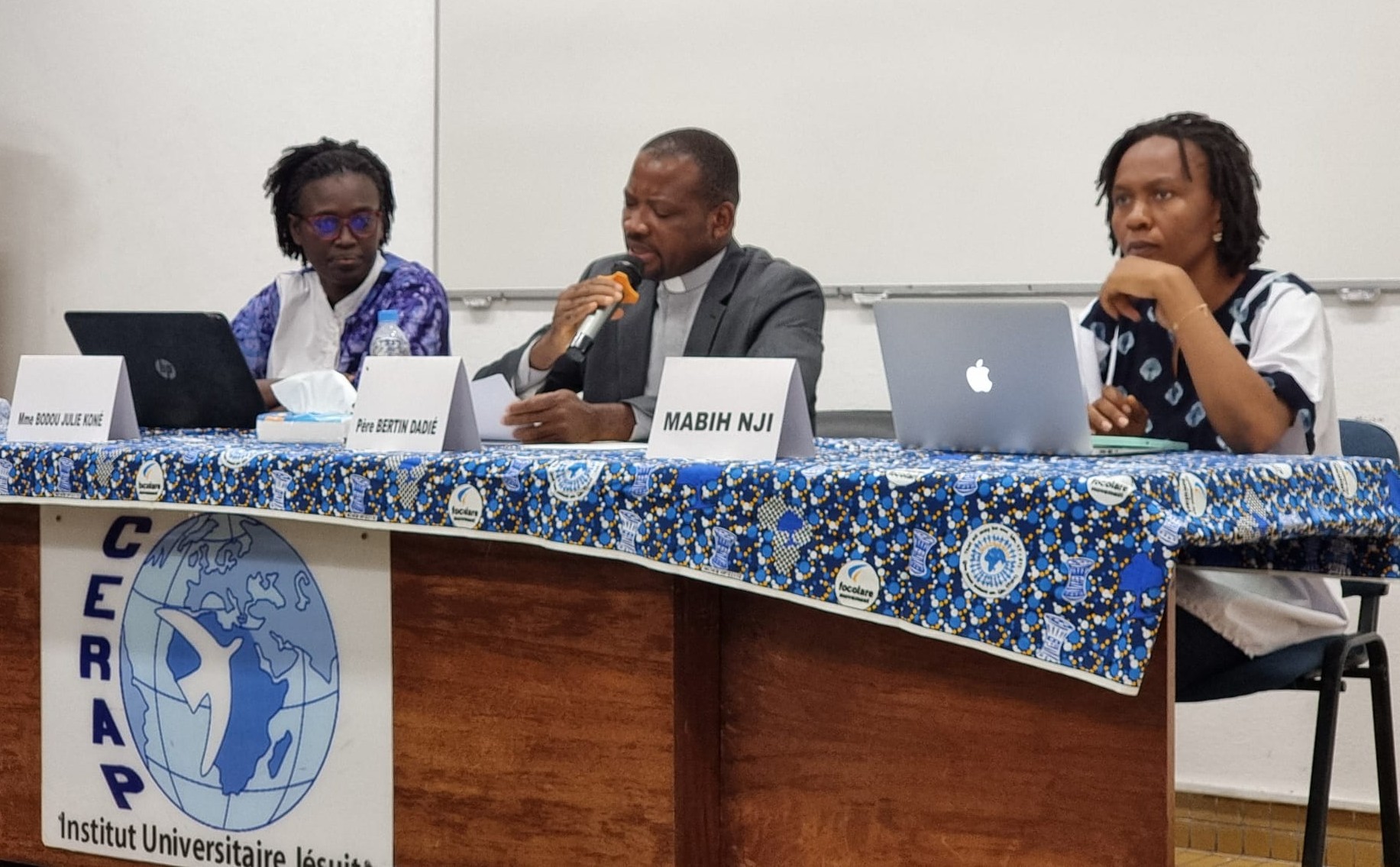 Ivory Coast: EoC symposium on the gift revolution